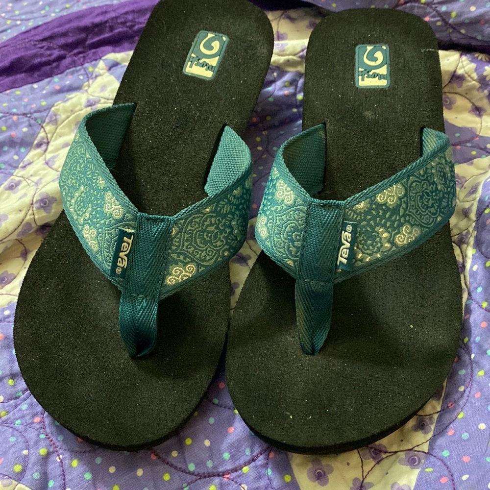 Teva mush wedged flip flopGUC